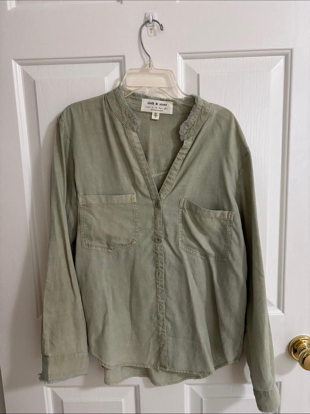 cloth & stone Olive Green Button-Front Blouse